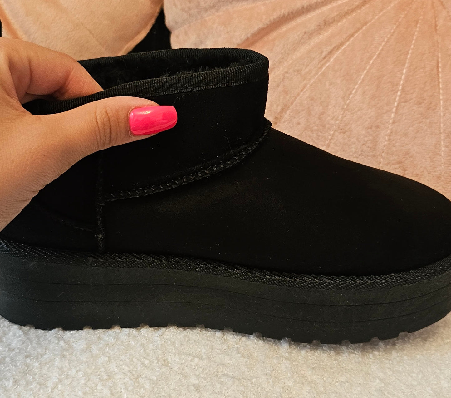 Boots Velours Femme – Bottines en velours élégantes