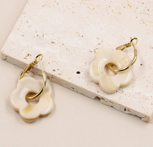 Boucle Fleur Femme – Accessoire floral 🌸